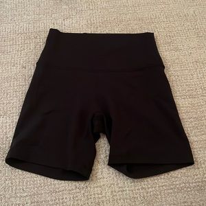 Lululemon bike shorts